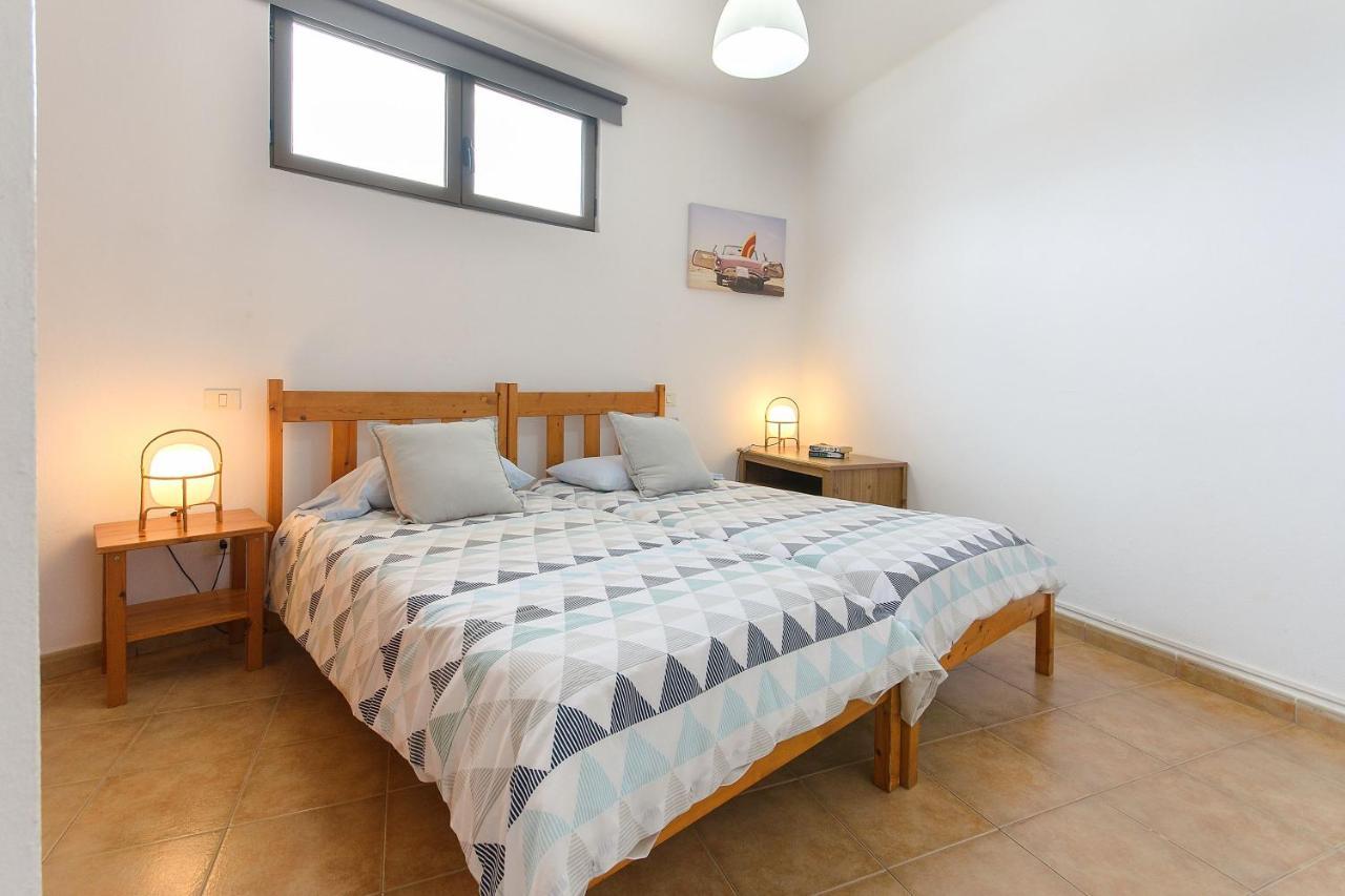 Famara Beach House Bagian luar foto