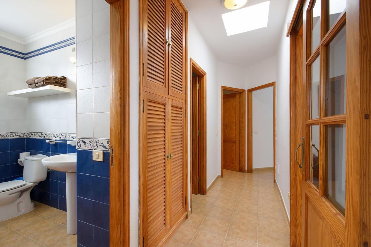 Famara Beach House Bagian luar foto