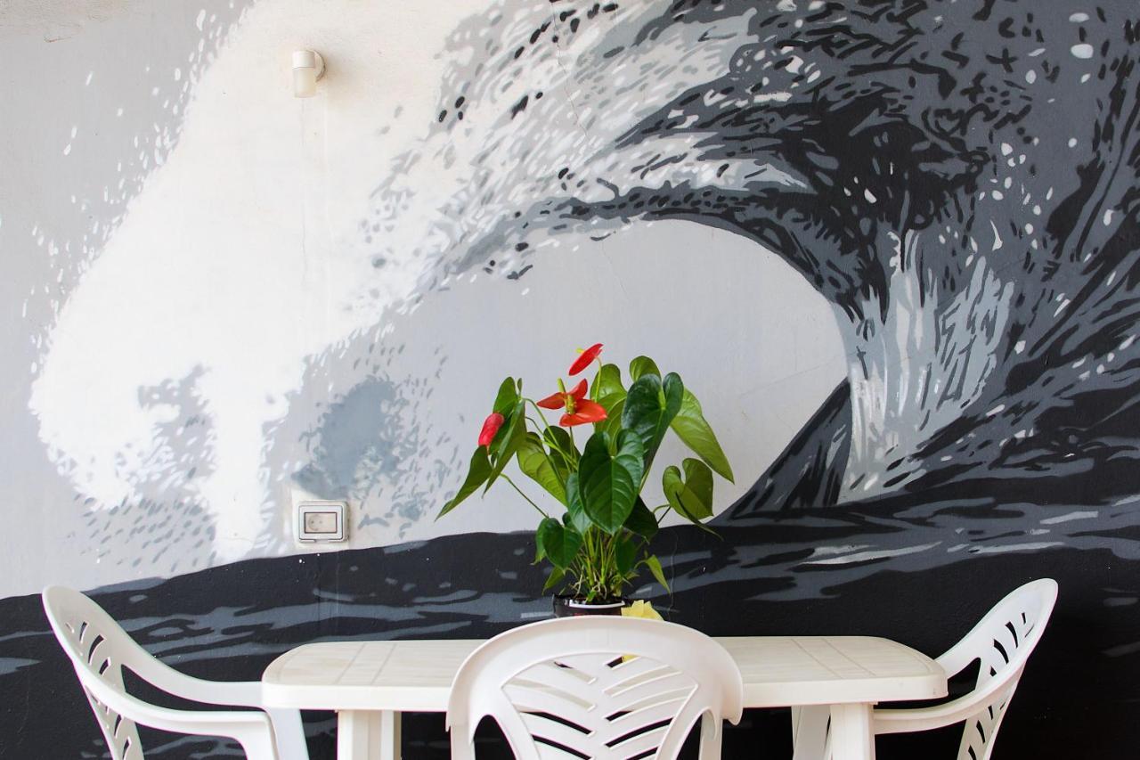 Famara Beach House Bagian luar foto